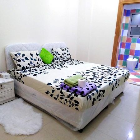 Bright Sunshine Holiday Home Shared Apartments Dubai Buitenkant foto