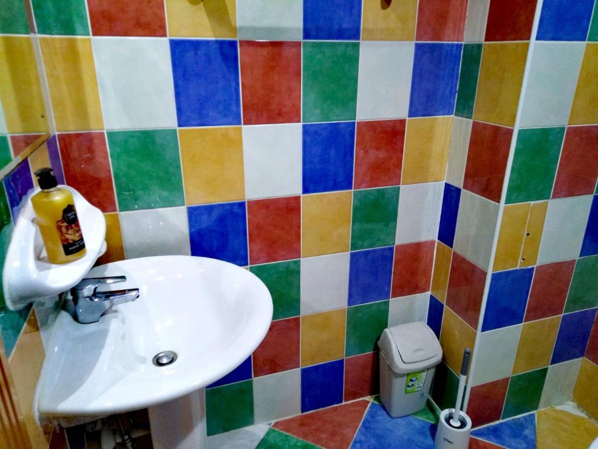 Bright Sunshine Holiday Home Shared Apartments Dubai Buitenkant foto