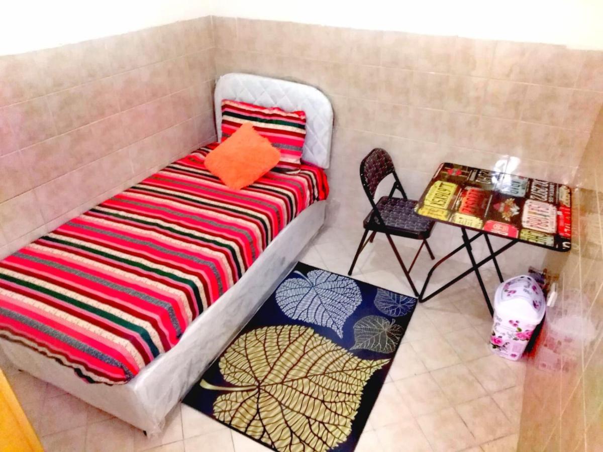Bright Sunshine Holiday Home Shared Apartments Dubai Buitenkant foto