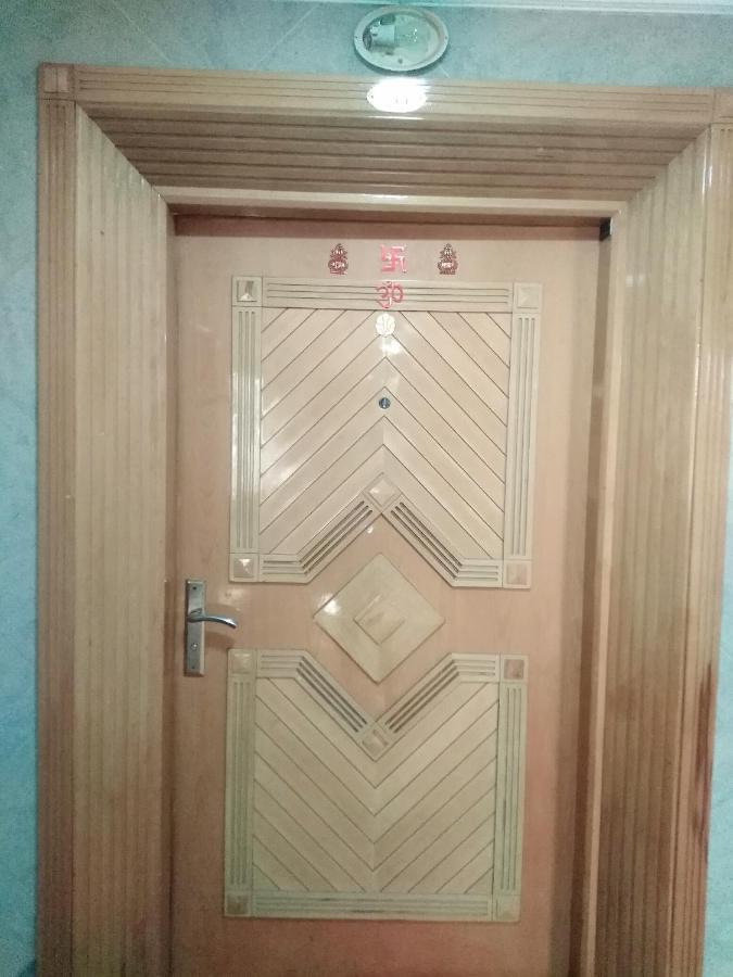Bright Sunshine Holiday Home Shared Apartments Dubai Buitenkant foto