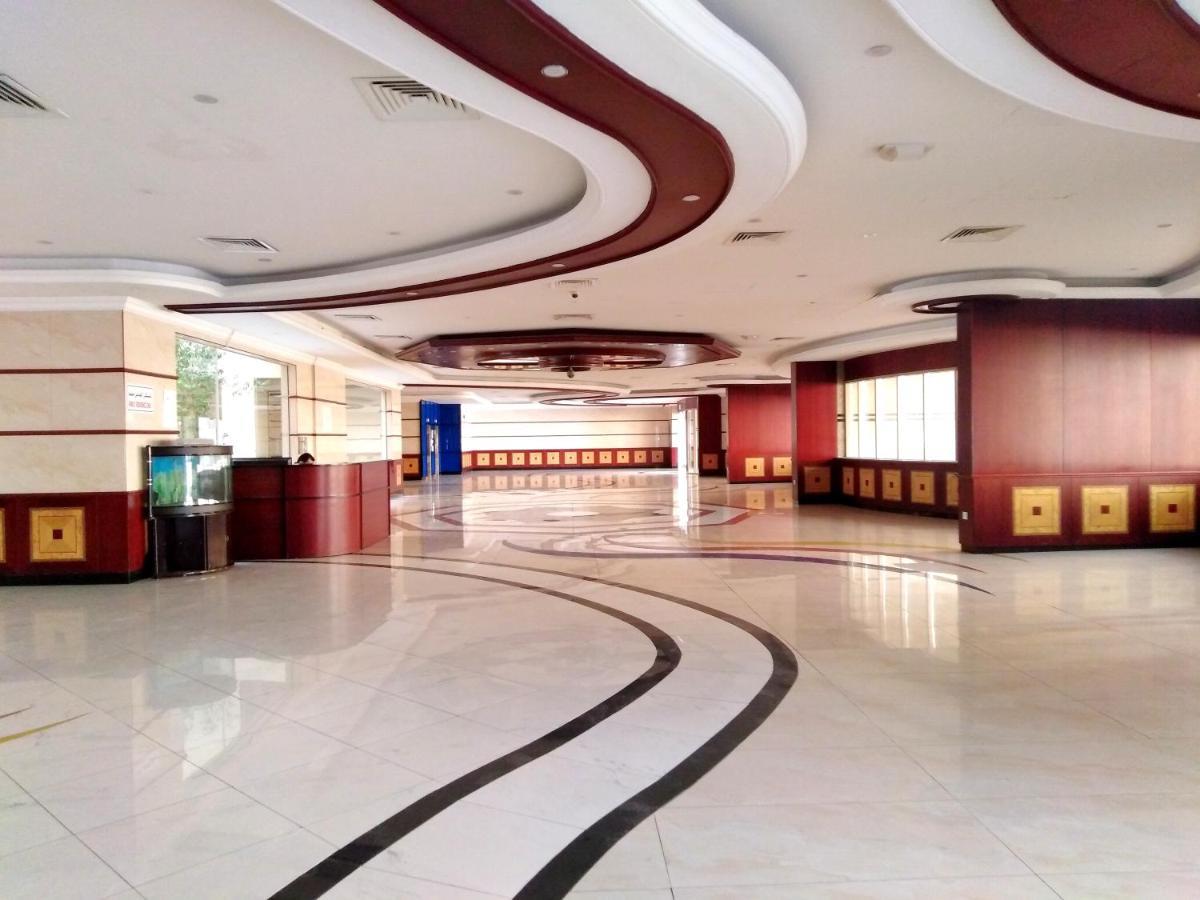 Bright Sunshine Holiday Home Shared Apartments Dubai Buitenkant foto